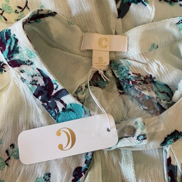 🔴 Charming Charlie Small Sleeveless Blouse - Picture 7 of 7